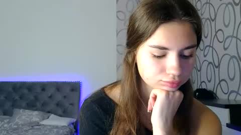 Emily online show from October 13, 2025, 11:32 am