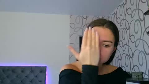 Emily online show from October 27, 2025, 7:01 am