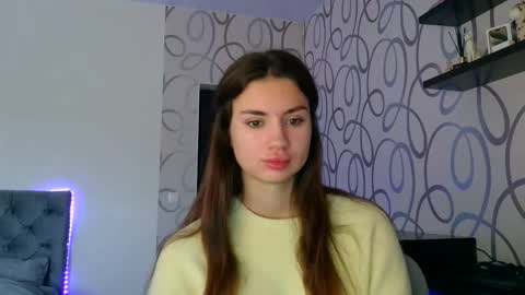 Emily online show from November 10, 2025, 6:45 am