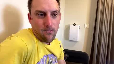 lilithgaze online show from September 17, 2025, 3:08 am