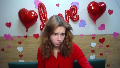 letty_curly online show from February 13, 2025, 9:30 am