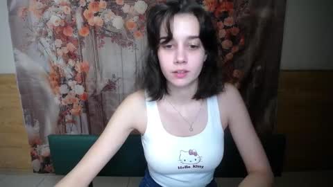 Snapshot of letty_curly chatting on March 3, 2026, 6:08 am letty_curly online show from March 3, 2026, 6:08 am