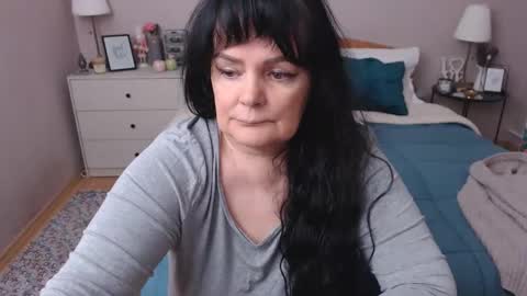 Mary online show from December 17, 2025, 1:17 pm