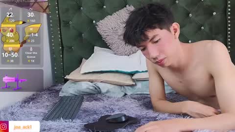 Levi  online show from January 21, 2025, 3:54 pm