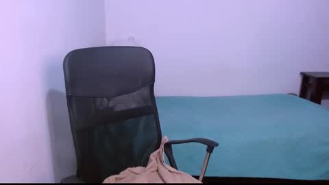      0600AM-1200PM - online show from November 2, 2025, 3:31 am