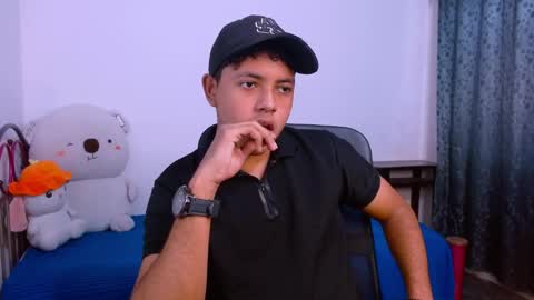      0600AM-1200PM - online show from November 30, 2025, 9:08 pm