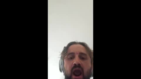 levois69 online show from April 19, 2026, 9:19 am