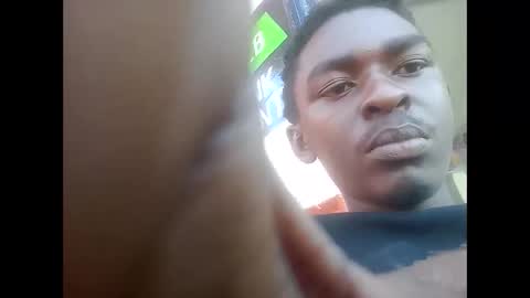 Snapshot of lewiskip chatting on September 12, 2025, 11:43 am lewiskip online show from September 12, 2025, 11:43 am