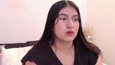 Gabrielle online show from March 1, 2026, 10:50 am