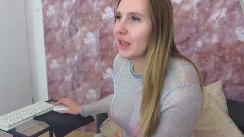 LEXXY online show from January 19, 2025, 1:55 pm