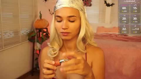 Lexi  online show from October 30, 2025, 6:04 am