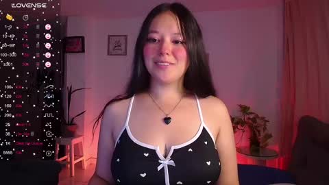 Snapshot of lexie_babe chatting on February 10, 2025, 3:03 am Lexie Thompson 8pm 0000am -5 online show from February 10, 2025, 3:03 am