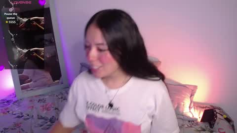 Lexie Thompson   8pm  0000am -5 online show from October 20, 2025, 10:43 pm