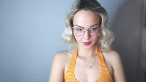 Snapshot of lexie_wild chatting on January 14, 2025, 10:23 pm Lexie online show from January 14, 2025, 10:23 pm