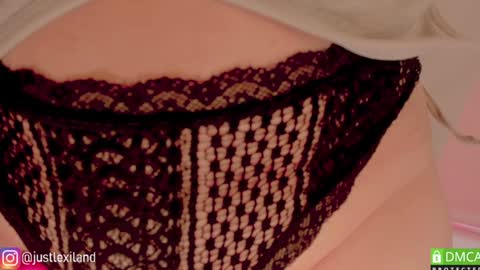 Lexi FOLLOW ME  online show from December 3, 2024, 6:49 pm