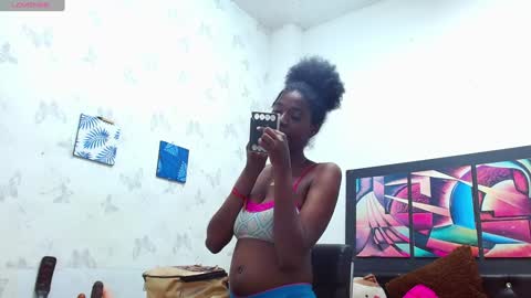 Snapshot of lexistone_ chatting on December 4, 2024, 10:51 pm lexistone online show from December 4, 2024, 10:51 pm