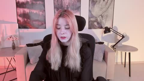 Snapshot of lexiwenford chatting on December 11, 2024, 7:20 am Lexi Wenford NO NUDE GODDESS online show from December 11, 2024, 7:20 am