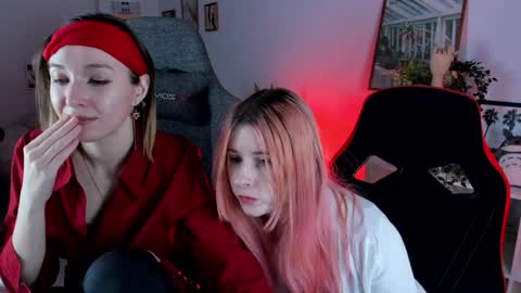Snapshot of lexiwenford chatting on January 17, 2025, 3:00 pm Lexi Wenford NO NUDE GODDESS online show from January 17, 2025, 3:00 pm