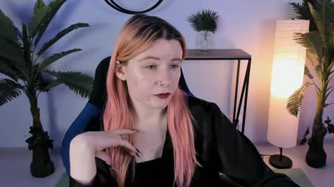 Snapshot of lexiwenford chatting on January 27, 2025, 9:13 am Lexi Wenford NO NUDE GODDESS online show from January 27, 2025, 9:13 am