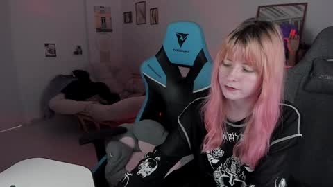 Snapshot of lexiwenford chatting on February 6, 2025, 8:39 am Lexi Wenford NO NUDE GODDESS online show from February 6, 2025, 8:39 am