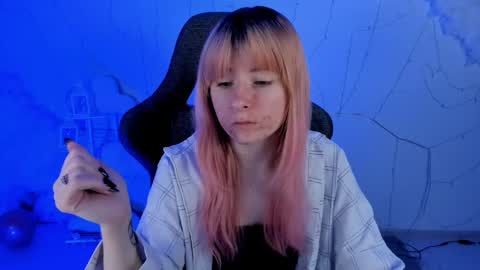 Snapshot of lexiwenford chatting on February 17, 2025, 2:42 am Lexi Wenford NO NUDE GODDESS online show from February 17, 2025, 2:42 am
