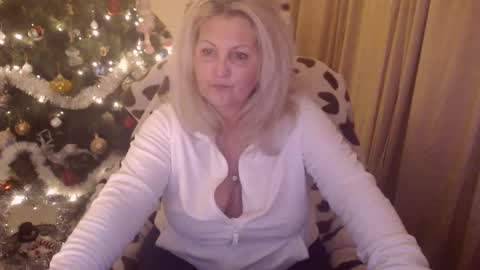 Hannah online show from December 23, 2025, 12:52 am