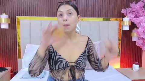 lexxi_gb online show from July 10, 2026, 8:33 pm