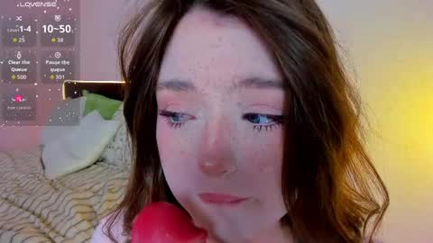 lexi miu online show from April 20, 2026, 7:04 pm