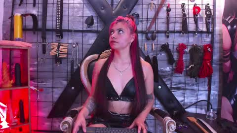 Snapshot of lexxy_luu chatting on September 20, 2025, 12:06 pm alexia and luu online show from September 20, 2025, 12:06 pm