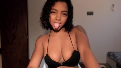 LEXY - Independent account online show from December 18, 2025, 2:23 pm