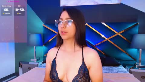 lexyblaze_ online show from April 5, 2026, 11:29 am