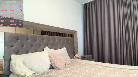 lexydivine online show from October 17, 2025, 4:59 am