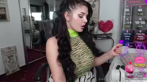 Adina  online show from September 29, 2025, 7:51 pm