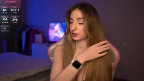 Snapshot of lexystoun chatting on October 25, 2025, 9:42 pm Lexy online show from October 25, 2025, 9:42 pm