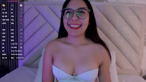 Snapshot of lexysweet_1 chatting on November 26, 2025, 4:57 am lexy online show from November 26, 2025, 4:57 am