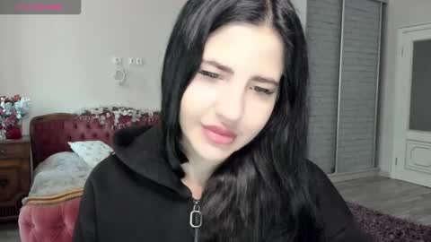 lexyswett online show from December 18, 2025, 7:03 am