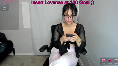 Snapshot of lexyvalentine chatting on February 2, 2026, 7:56 pm Mai online show from February 2, 2026, 7:56 pm