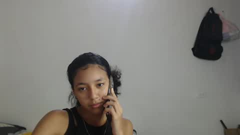 lolita online show from February 4, 2025, 2:21 pm