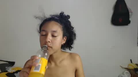 lolita online show from February 6, 2025, 1:43 pm