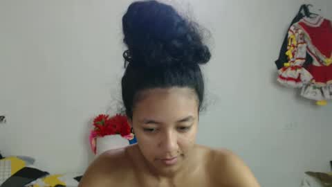 lolita online show from February 19, 2025, 2:01 pm