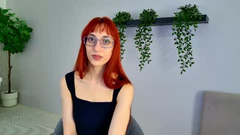 Snapshot of leyaatwood chatting on June 16, 2026, 4:31 pm leyaatwood online show from June 16, 2026, 4:31 pm
