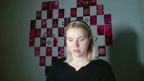 Leyla online show from November 3, 2025, 7:09 am