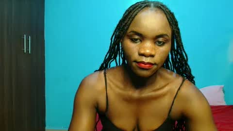 Snapshot of leyla_maya chatting on October 4, 2025, 1:53 pm Maya online show from October 4, 2025, 1:53 pm