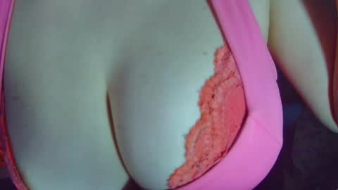 Leysun7 online show from November 17, 2025, 2:17 am