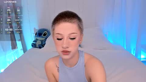 Lisa online show from October 11, 2025, 4:22 am