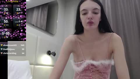 Snapshot of lia__meow chatting on February 25, 2025, 12:25 am Lia online show from February 25, 2025, 12:25 am