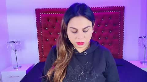 Lia  online show from September 29, 2025, 7:51 pm