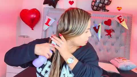 Lia  online show from February 17, 2026, 3:25 am