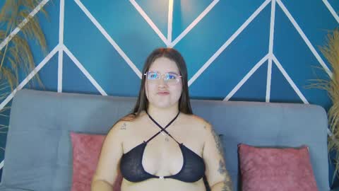 Lia Avalon online show from May 25, 2026, 11:38 am