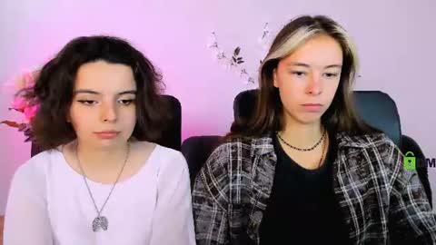lia_dream_ online show from June 20, 2026, 8:28 am